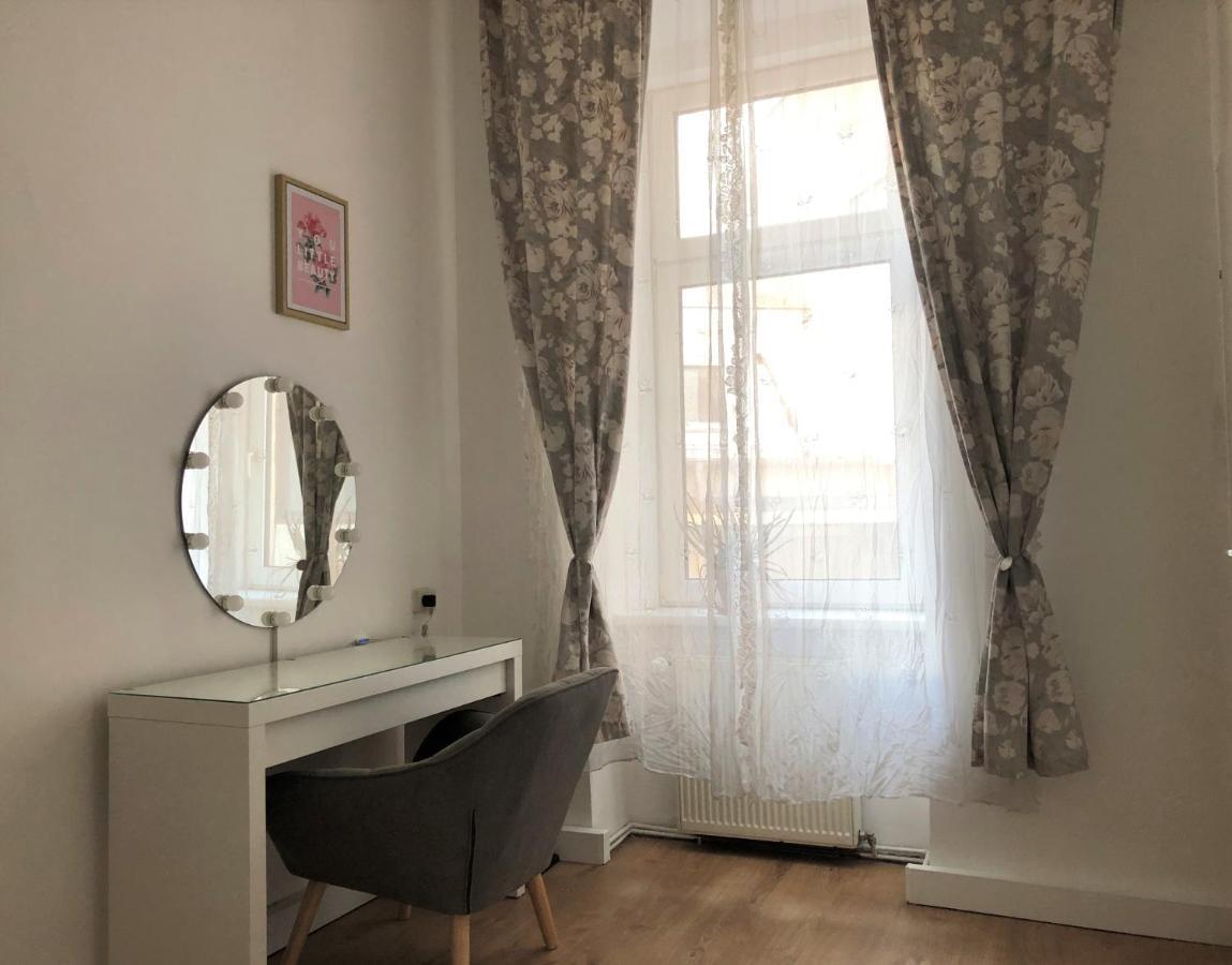 Central Apartment Near Subway Station 2 Wien Ngoại thất bức ảnh